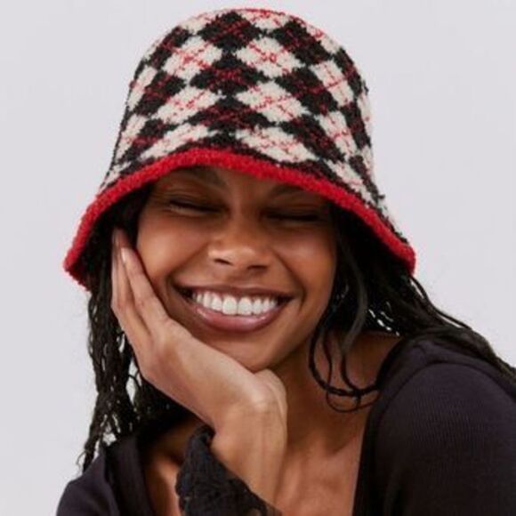 New Urban Outfitters Gabbi Knit Printed Bucket Hat - Picture 1 of 5